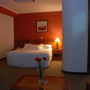 https://adot-tina-hotel.hotels-addisababa.com